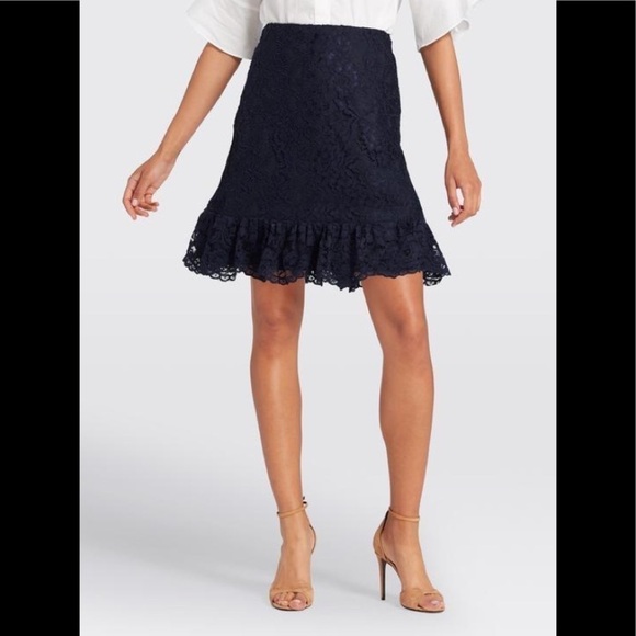 NEW Draper James Tulip Lace Mini Skirt - Picture 4 of 4